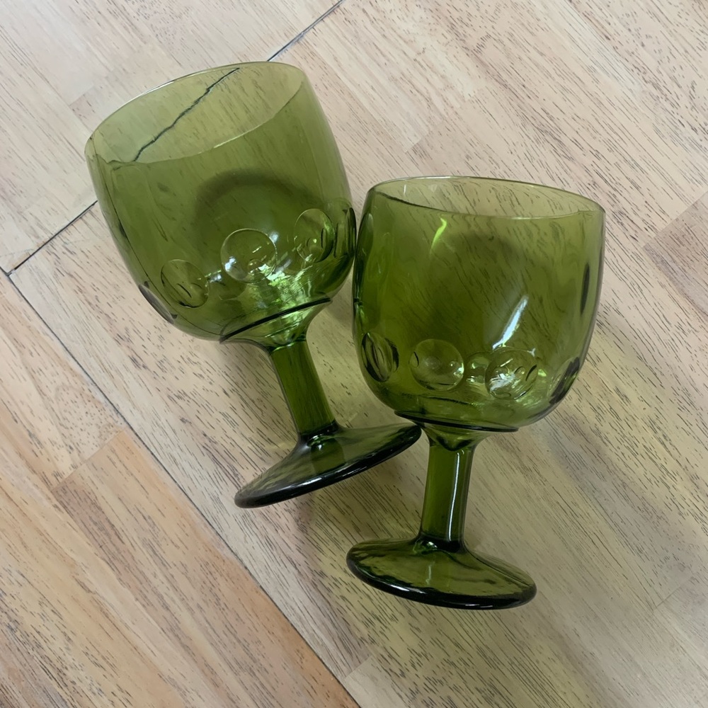 Elegant Vintage Green Glass Goblets (2)